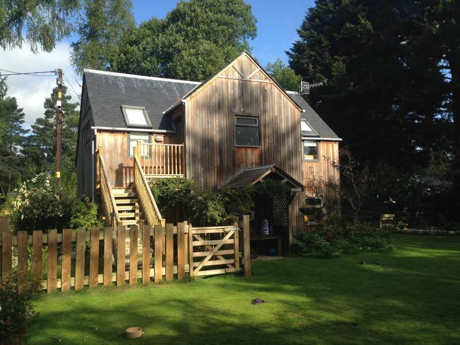 The Beeches Studio, Highlands Of Scotland นิวตันมอร์ ภายนอก รูปภาพ
