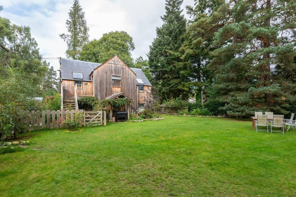 The Beeches Studio, Highlands Of Scotland นิวตันมอร์ ภายนอก รูปภาพ