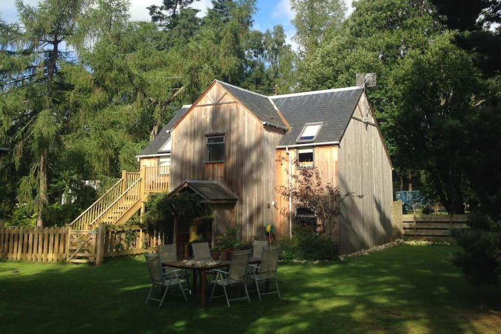 The Beeches Studio, Highlands Of Scotland นิวตันมอร์ ภายนอก รูปภาพ